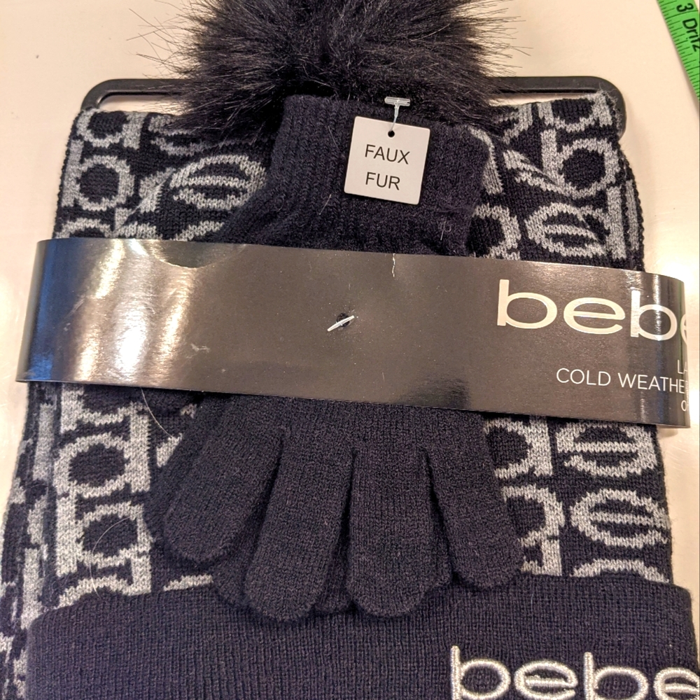 NWT BEBE 3 Piece Scarf Gift Set